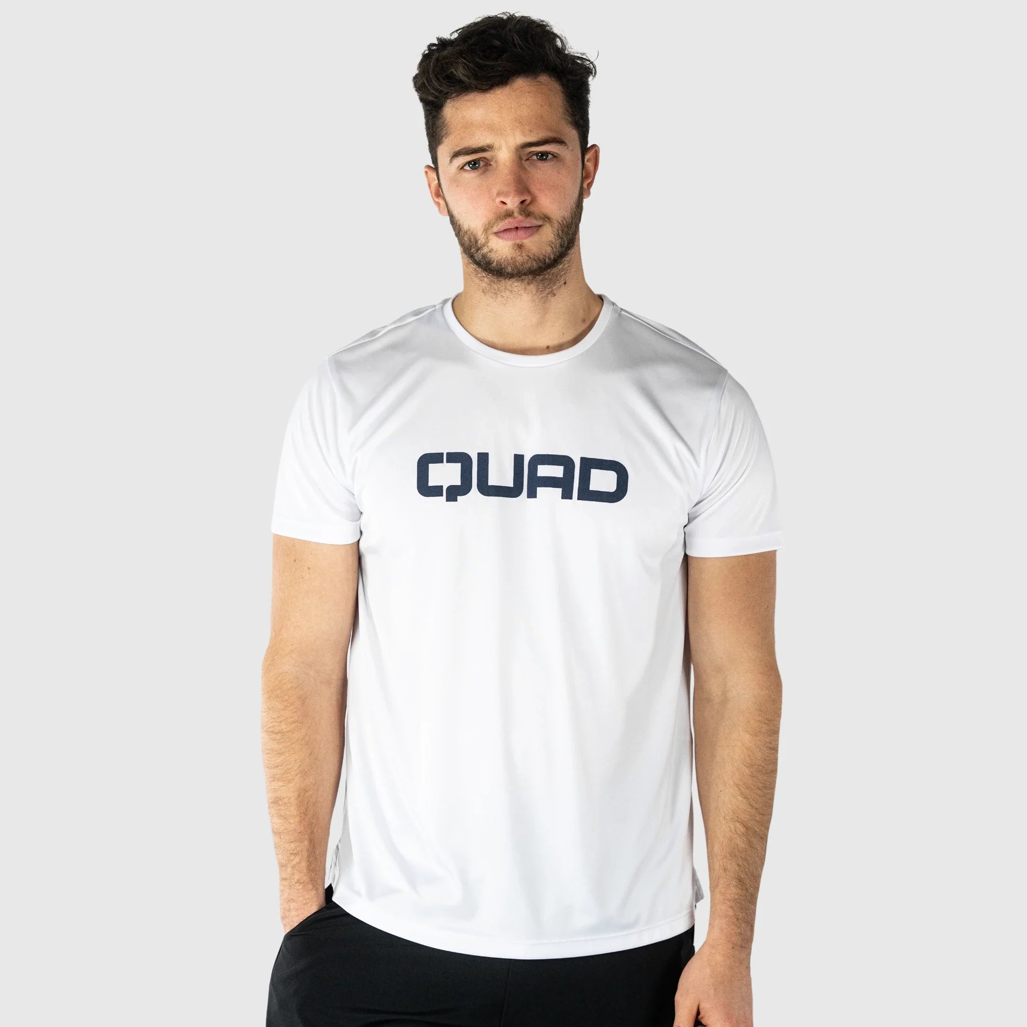 QUAD – Essence T-Shirt Branca – QUAD partners