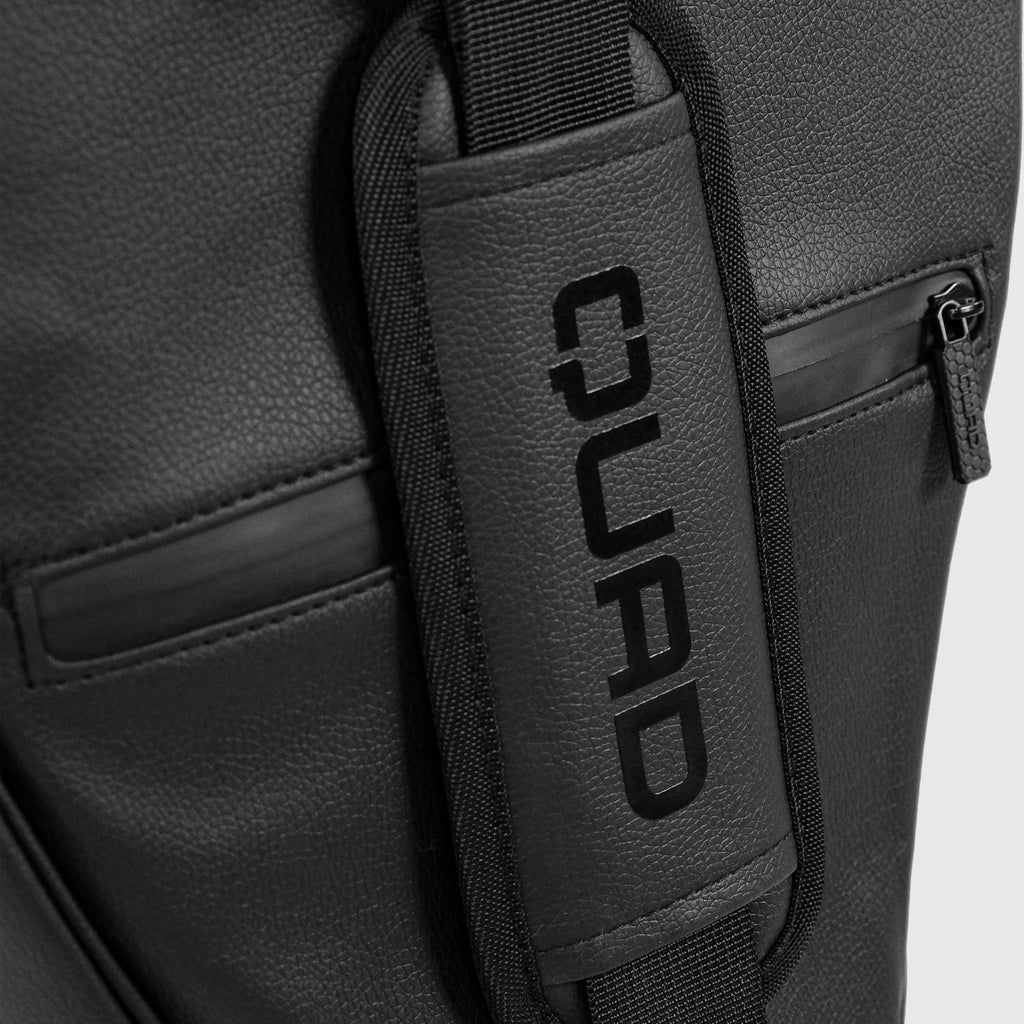 Quad Padel Racket individual bag - handle detail